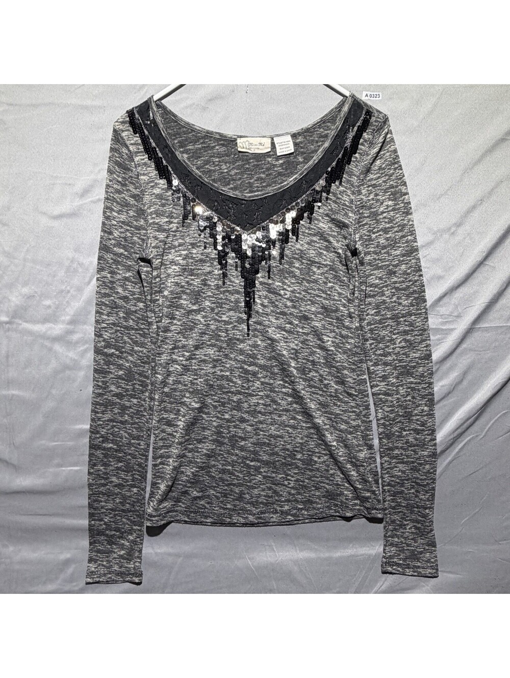 Miss Me Gray Knit Long Sleeve Round Neck Wings On Back Lace Blouse, Medium